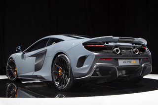 マクラーレン675LT うしろ.jpg