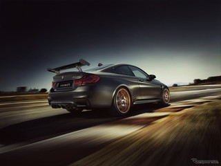 M4 GTS リア.jpg