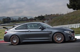 M4 GTS 横.jpg